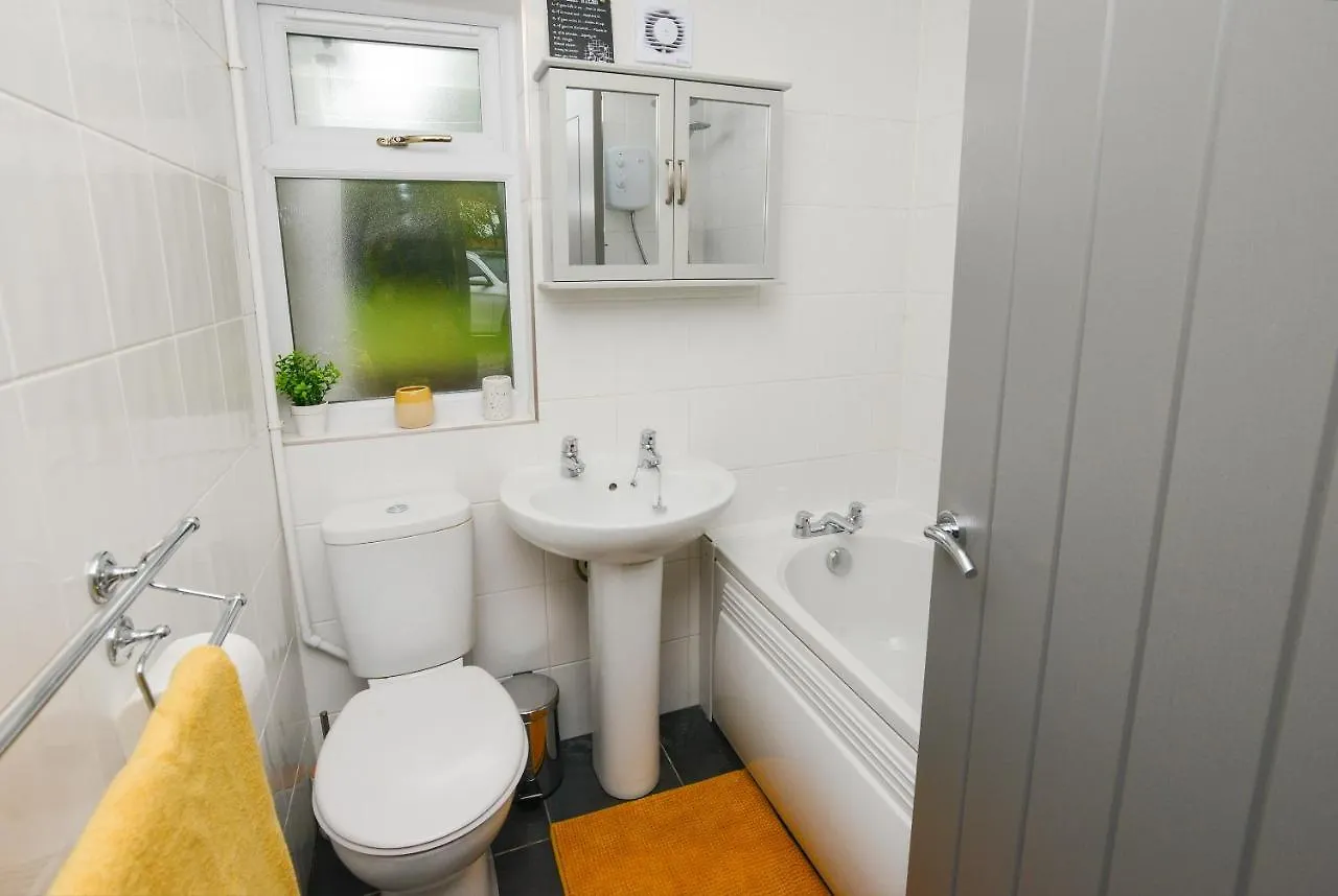 De Luxe Short Stays-Middleton Lodge Nottingham